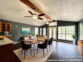 1305 San Jacinto St in Castroville, TX - Building Photo - Building Photo