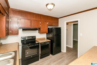565 Camellia Rd in Birmingham, AL - Building Photo - Building Photo