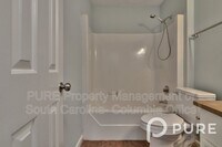 101 Tilting Rock Dr photo'