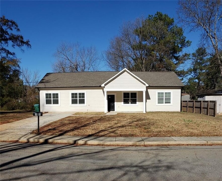 1151 Pontiac Cir in Austell, GA - Building Photo