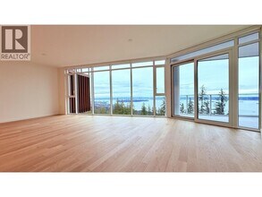 3963 Uplands Wy in Vancouver, BC - Building Photo - Building Photo