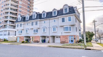 9100 Atlantic Ave, Unit 1 in Margate City, NJ - Building Photo