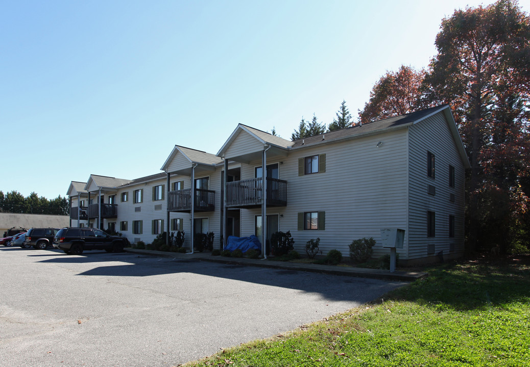 Eastside in Hickory, NC - Foto de edificio