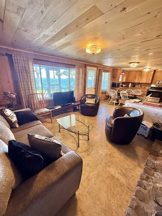 110 Salmon Point Rd in Sebago, ME - Building Photo