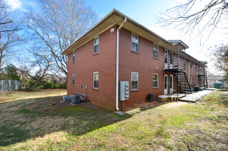 1225 New Hope Ln in Winston-Salem, NC - Building Photo - Building Photo