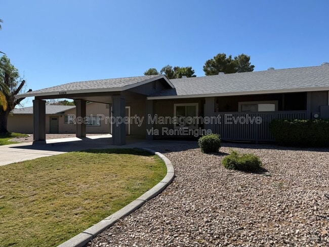 property at 4849 E Lake Point Cir