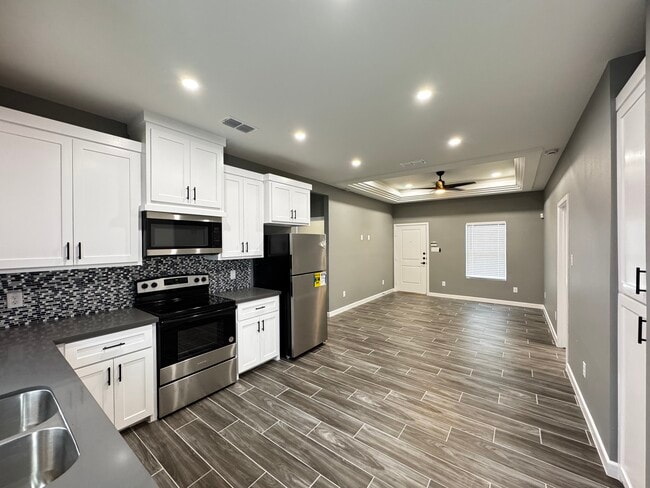 3304 Whetstone Ave, Unit 3