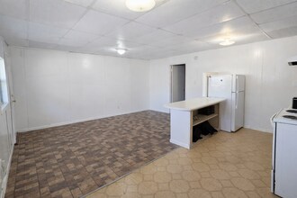 315 Gaiety Ln, Unit B in San Antonio, TX - Foto de edificio - Building Photo