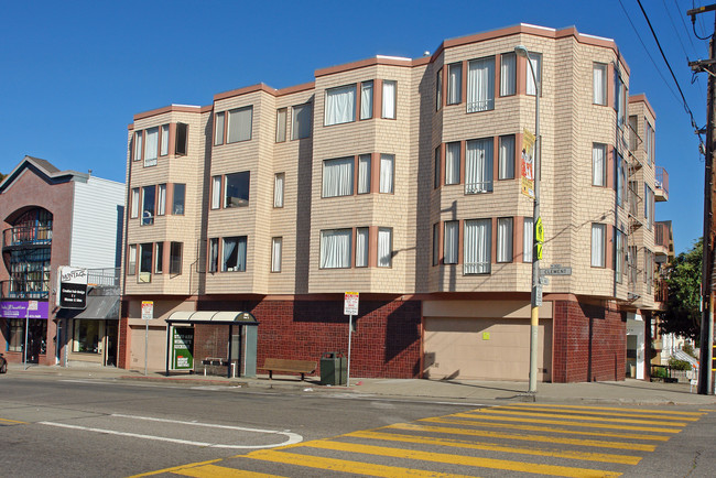 1100 Clement St in San Francisco, CA - Building Photo - Building Photo