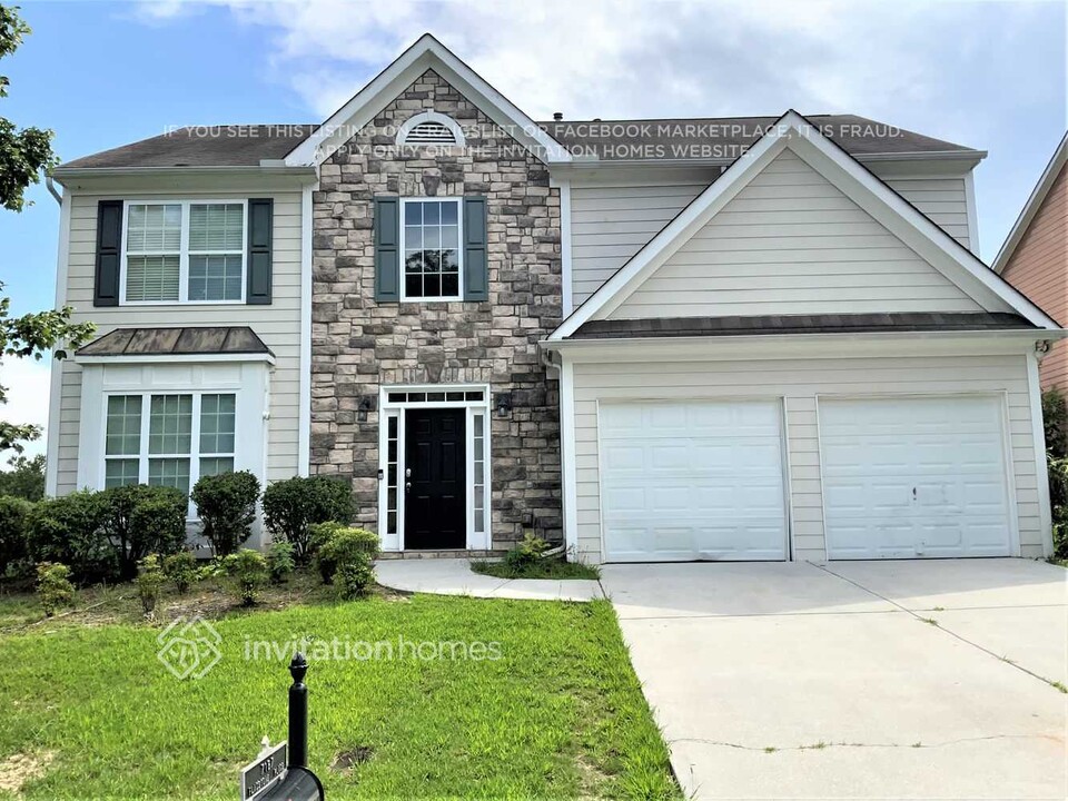 7187 Flagstone Pl in Union City, GA - Building Photo