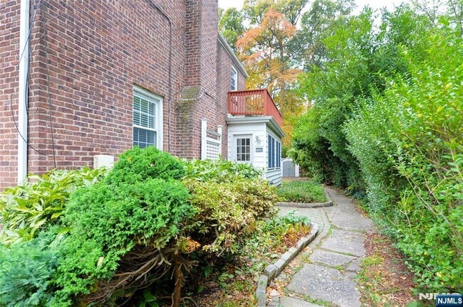 336 Plaza in Fair Lawn, NJ - Building Photo - Building Photo