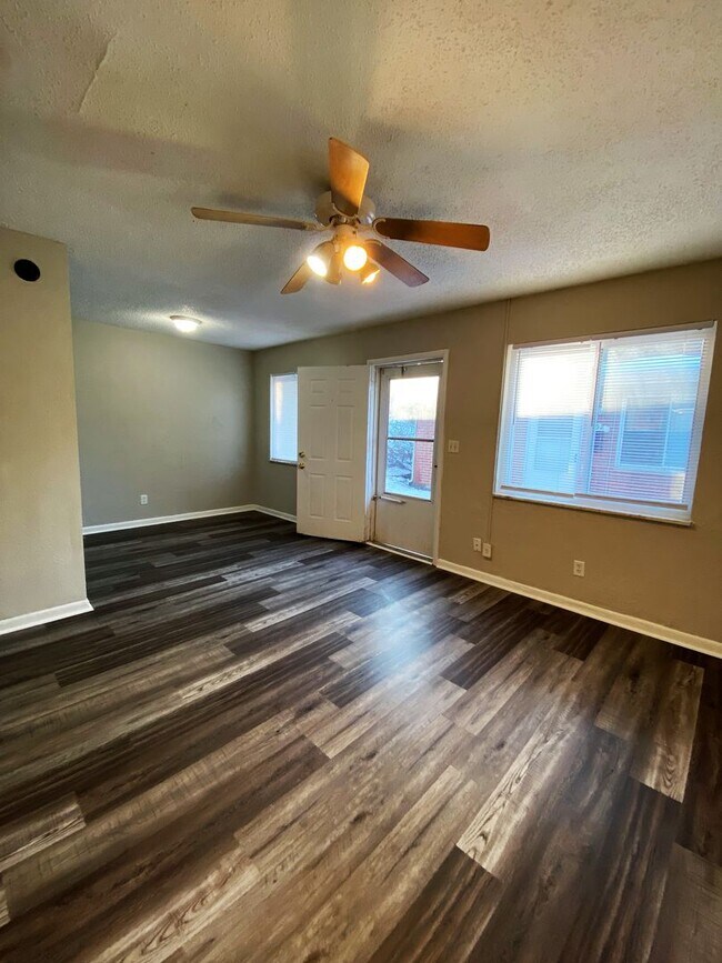 34 Harper Ave-Unit -38 in Dayton, OH - Foto de edificio - Building Photo