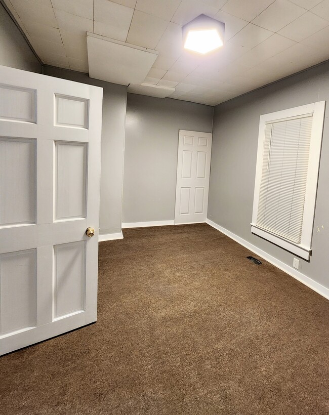 311 S 3rd St, Unit 1 in Marshalltown, IA - Building Photo - Building Photo