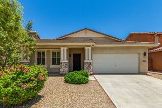 14853 N 173rd Dr in Surprise, AZ - Foto de edificio - Building Photo