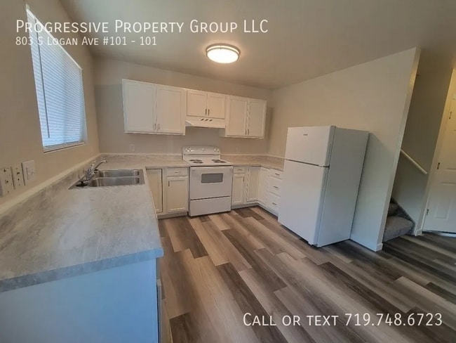 803 S Logan Ave in Colorado Springs, CO - Building Photo - Building Photo