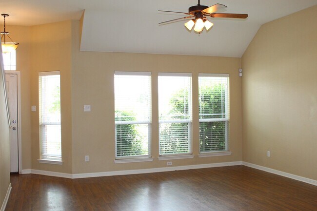 7707 Bridgepointe Dr in Temple, TX - Building Photo - Building Photo