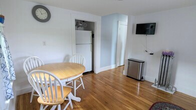 4 Newman Way in Arlington, MA - Building Photo - Building Photo
