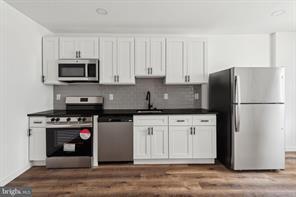 38 S Salford St in Philadelphia, PA - Building Photo - Building Photo