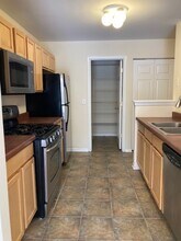 2441 Stoughton Cir in Aurora, IL - Building Photo - Building Photo