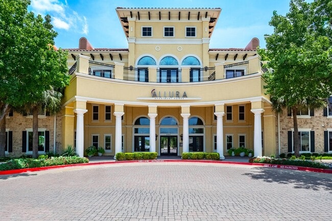 Allura Las Colinas in Irving, TX - Foto de edificio - Building Photo