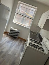 1220 W Pratt Blvd in Chicago, IL - Building Photo - Building Photo