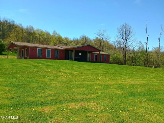 377 Eger Rd in Lilly, PA - Building Photo - Building Photo