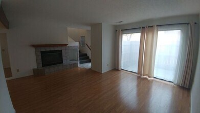 2900 Vista Del Rey NE-Unit -2C in Albuquerque, NM - Building Photo - Building Photo