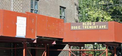 West Farms Square Plaza Apartments II in Bronx, NY - Building Photo - Building Photo