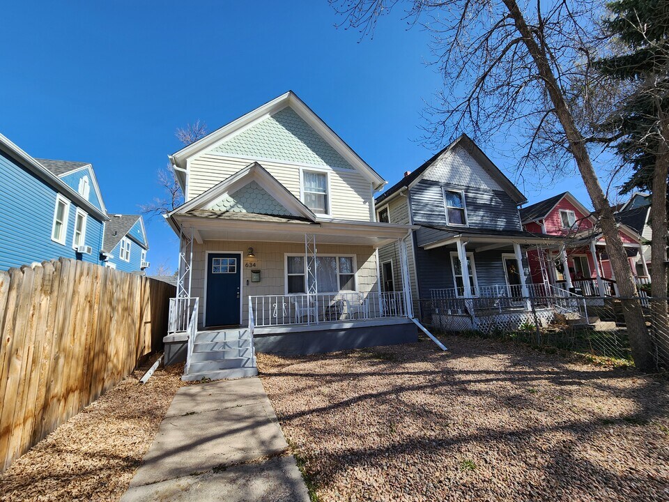 634 E Willamette Ave in Colorado Springs, CO - Building Photo