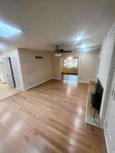 8560 Waverly Ave in Kansas City, KS - Building Photo - Building Photo