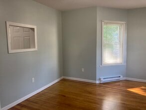 67 Mechanics St, Unit #1 in Putnam, CT - Building Photo - Building Photo