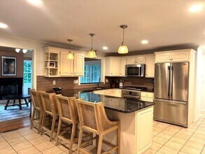 7 Westfield Rd in Hopkinton, MA - Building Photo - Building Photo