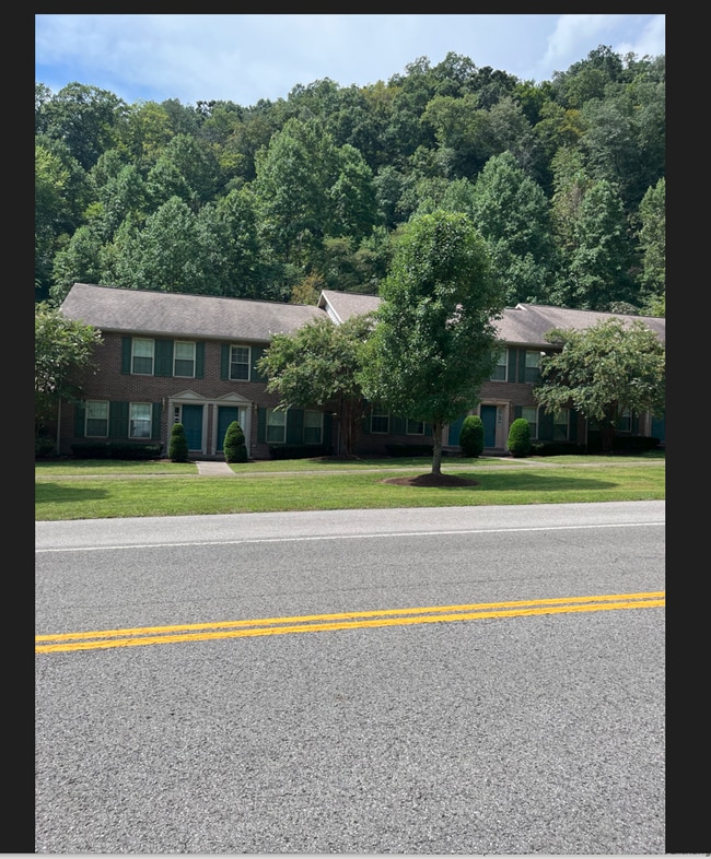 property at 795 Cedar Creek Rd