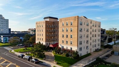 500 Deal Lake Dr in Asbury Park, NJ - Building Photo - Building Photo