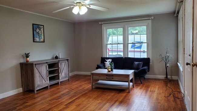 property at 225 S 15th St