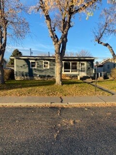 1617 St Johns Ave in Billings, MT - Building Photo