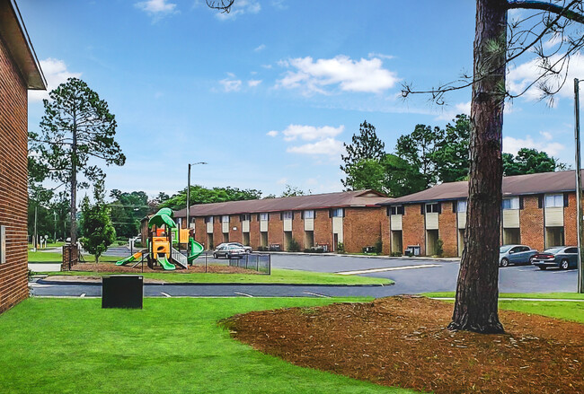 Vue Apartment Homes in Fayetteville, NC - Building Photo - Building Photo