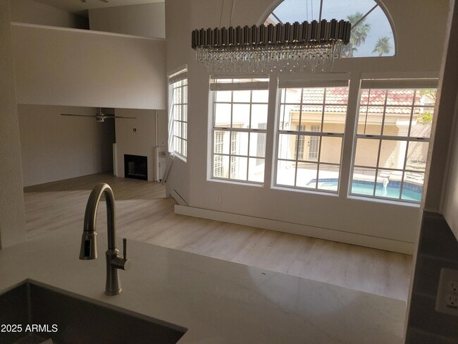 property at 11889 N 113th Pl