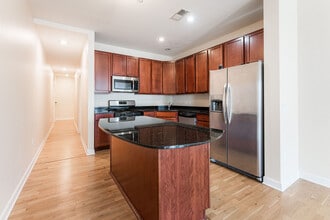 1124 Lake St in Oak Park, IL - Building Photo - Building Photo