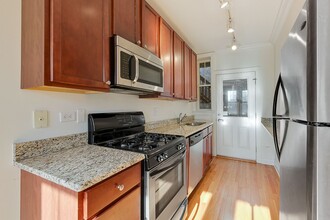 4863 N Hermitage Ave, Unit 1W in Chicago, IL - Building Photo - Building Photo