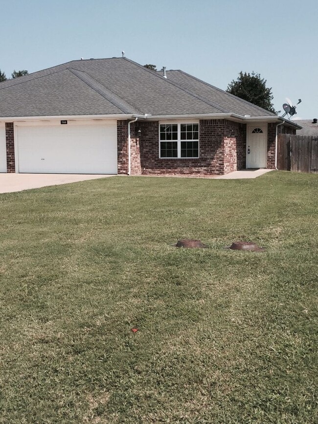 property at 780 Appleridge Dr