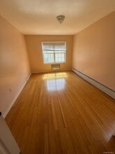 192-23 116th Rd in Queens, NY - Building Photo - Building Photo