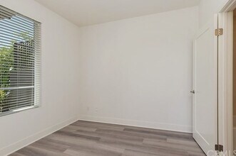 120 Rockefeller in Irvine, CA - Building Photo - Building Photo