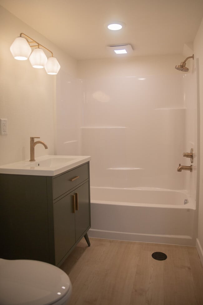 property at 7016 N Atlantic Ave