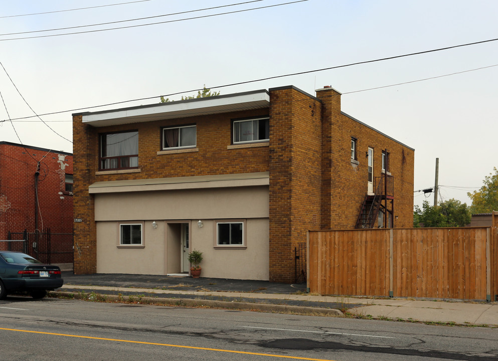 473 Melvin Ave in Hamilton, ON - Building Photo