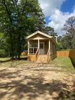 342 TX-21 in Bastrop, TX - Building Photo