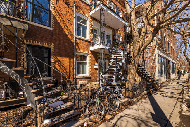 1893-1901 Laurier Av E in Montréal, QC - Building Photo - Building Photo