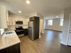 722 Lombard St, Unit APT 2 Apartments