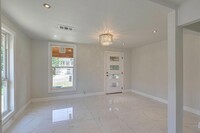 4019 Brundrette St, Unit W4244D in Dallas, TX - Building Photo - Building Photo