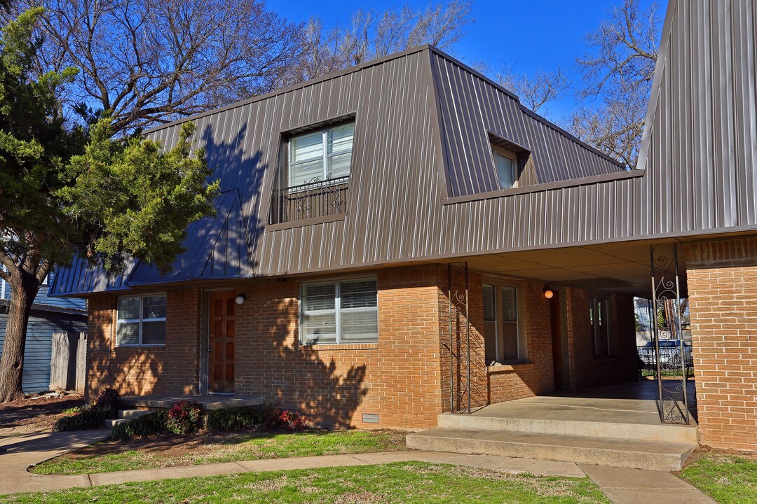 Eufaula Court Apartments in Norman, OK - Foto de edificio